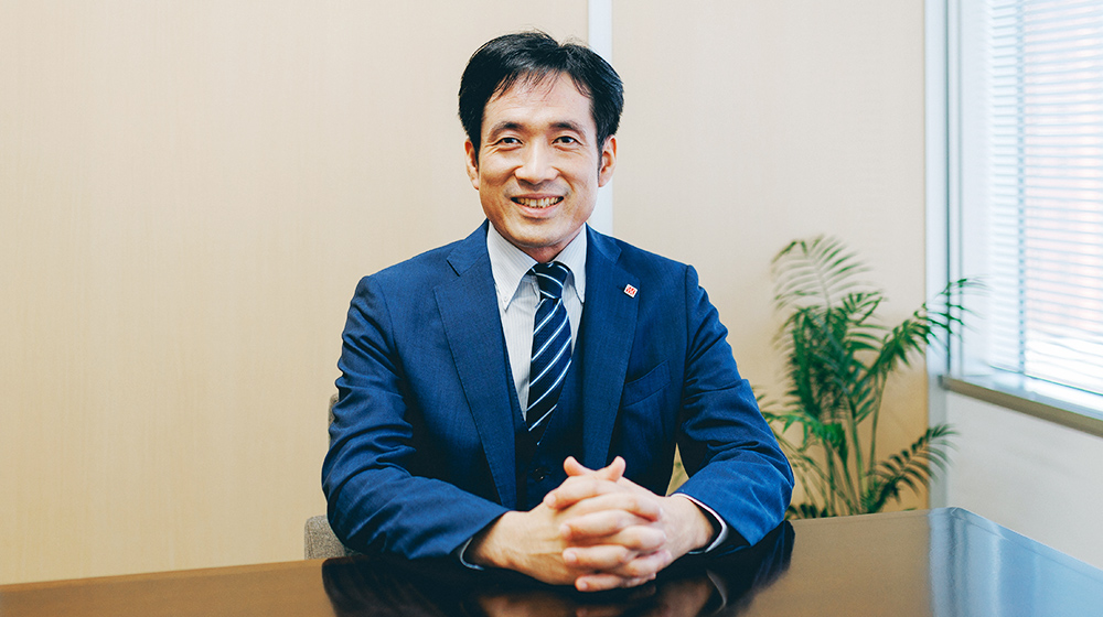 代表社員 𠮷村 徳男